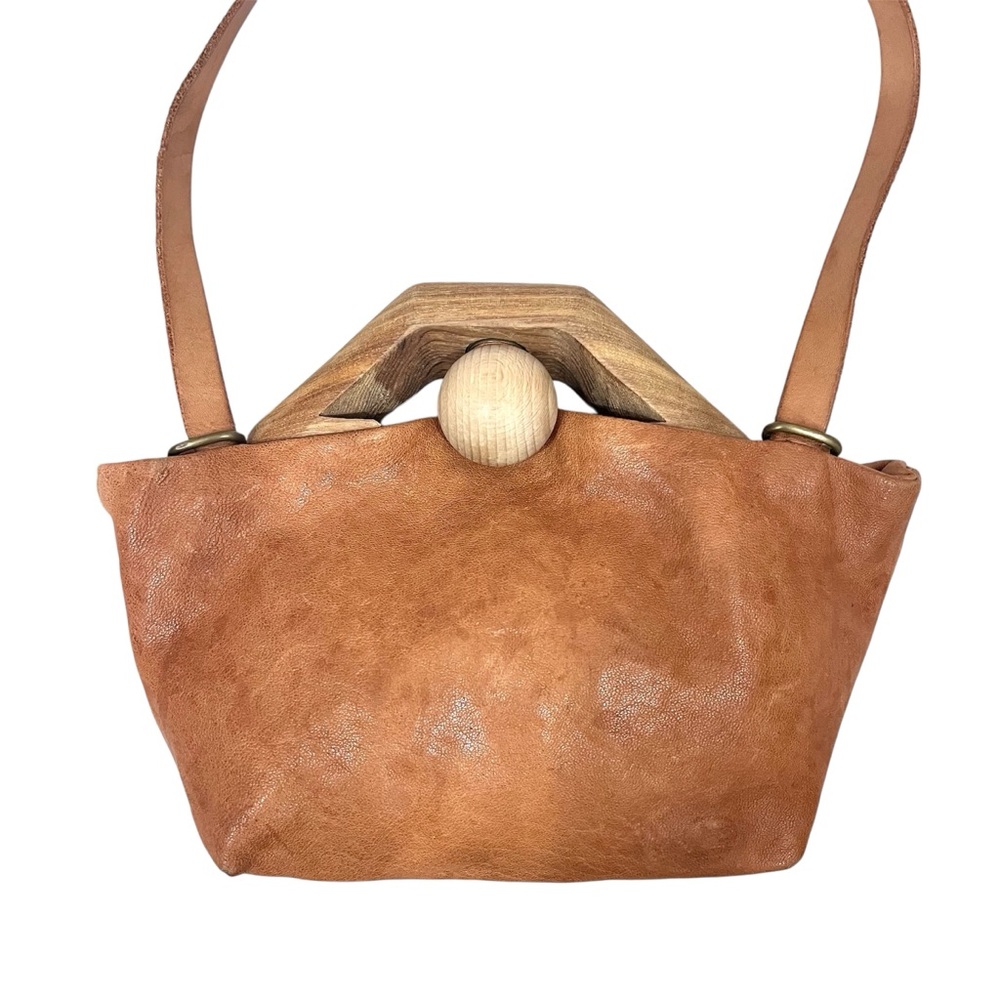 Eatable of Many Orders Lamb Leather Original Tin Bag in Brown